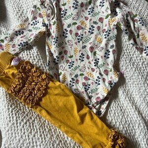 Rufflebutts outfit 6-12 month